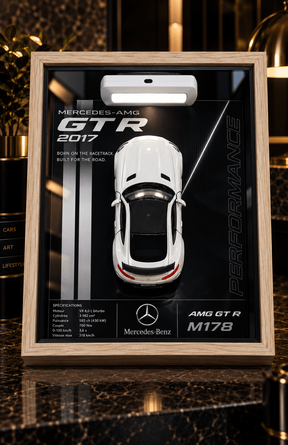 Cadre 3D Mercedes-Benz Mercedes-AMG GT R (2017) en relief – format 10 × 15 cm | Dream Frame